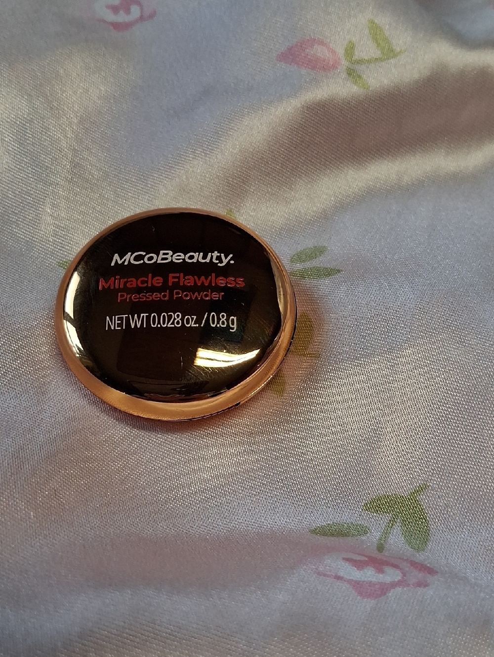 MCoBeauty Miracle Flawless Pressed Powder